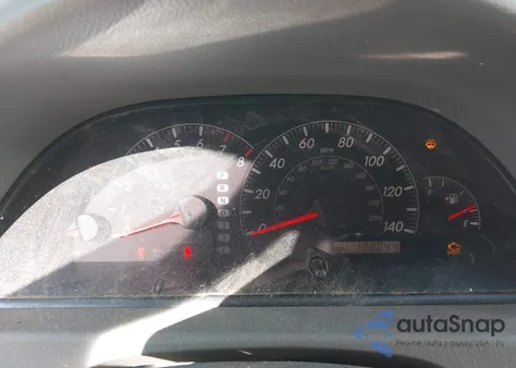 2005 Toyota Camry Le z USA, uszkodzony, nr VIN 4T1BE32K75U633665